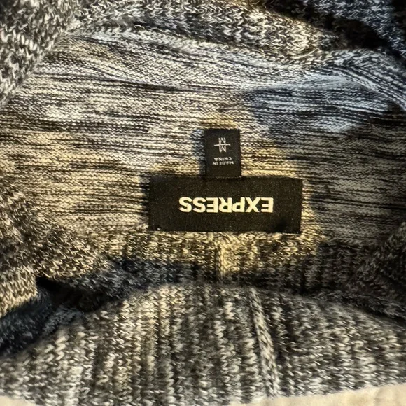 Express sweater - Picture 2 of 3